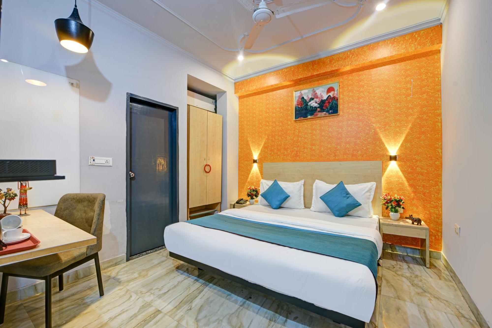 Royal Spark Inn1 - Medicity Gurugram, Near Medanta Hospital Gurgaon Dış mekan fotoğraf