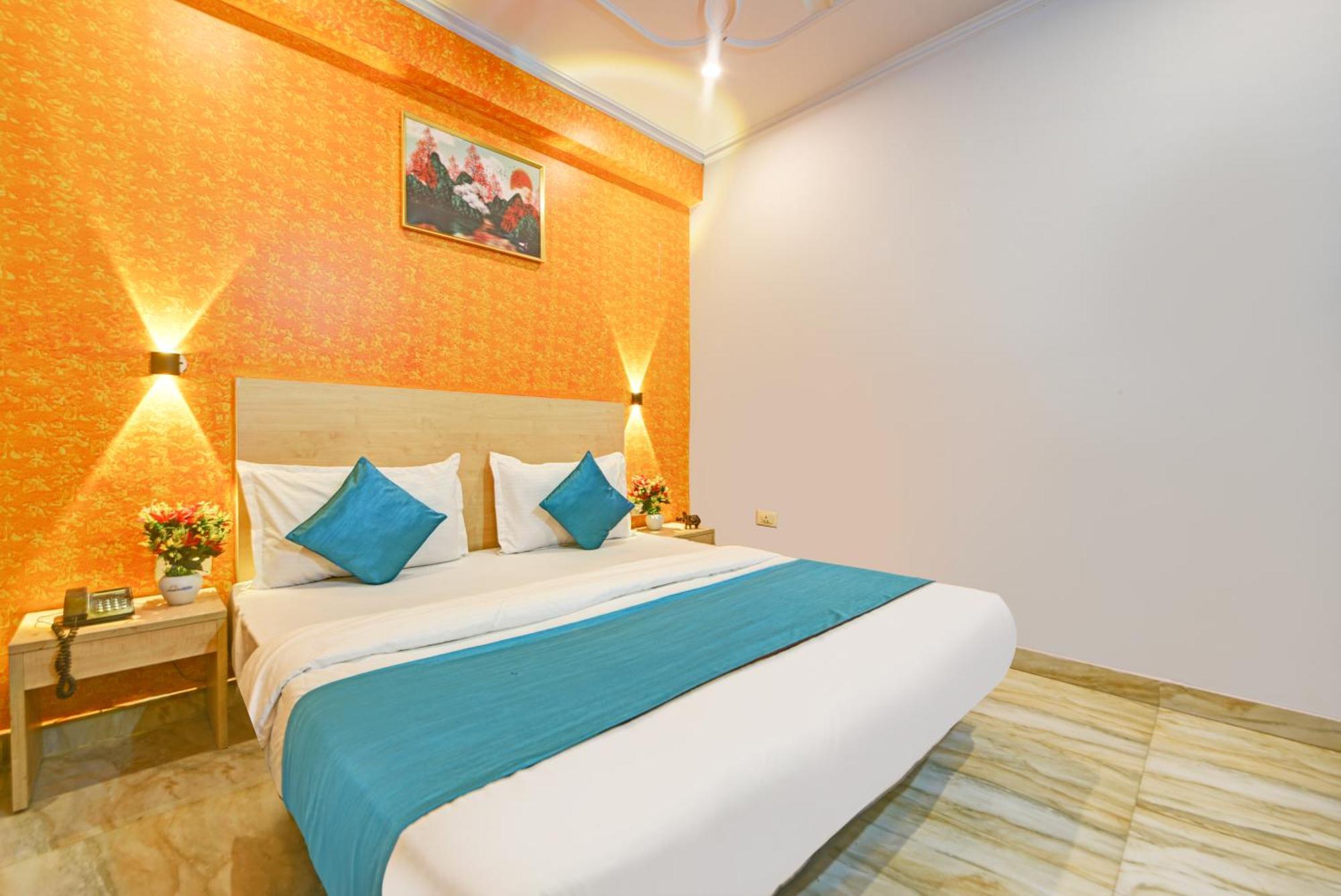 Royal Spark Inn1 - Medicity Gurugram, Near Medanta Hospital Gurgaon Dış mekan fotoğraf