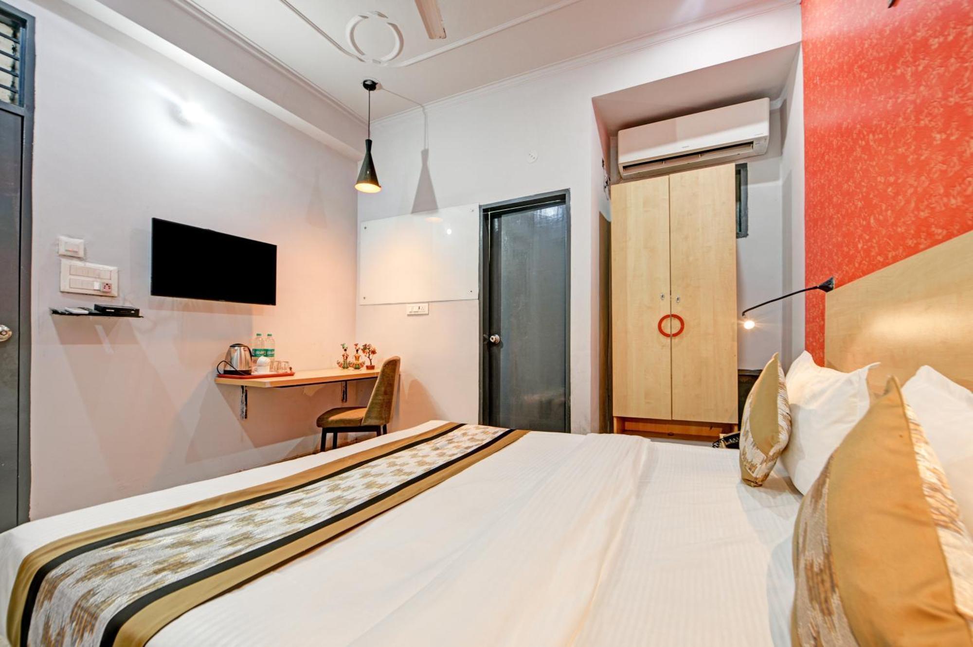 Royal Spark Inn1 - Medicity Gurugram, Near Medanta Hospital Gurgaon Dış mekan fotoğraf