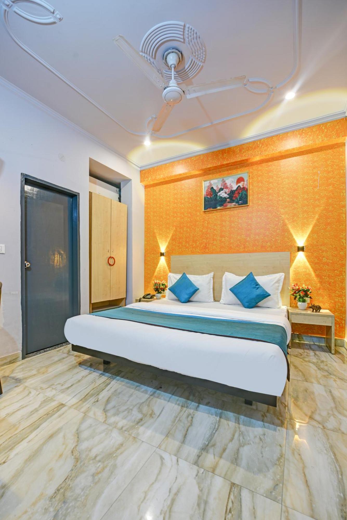 Royal Spark Inn1 - Medicity Gurugram, Near Medanta Hospital Gurgaon Dış mekan fotoğraf