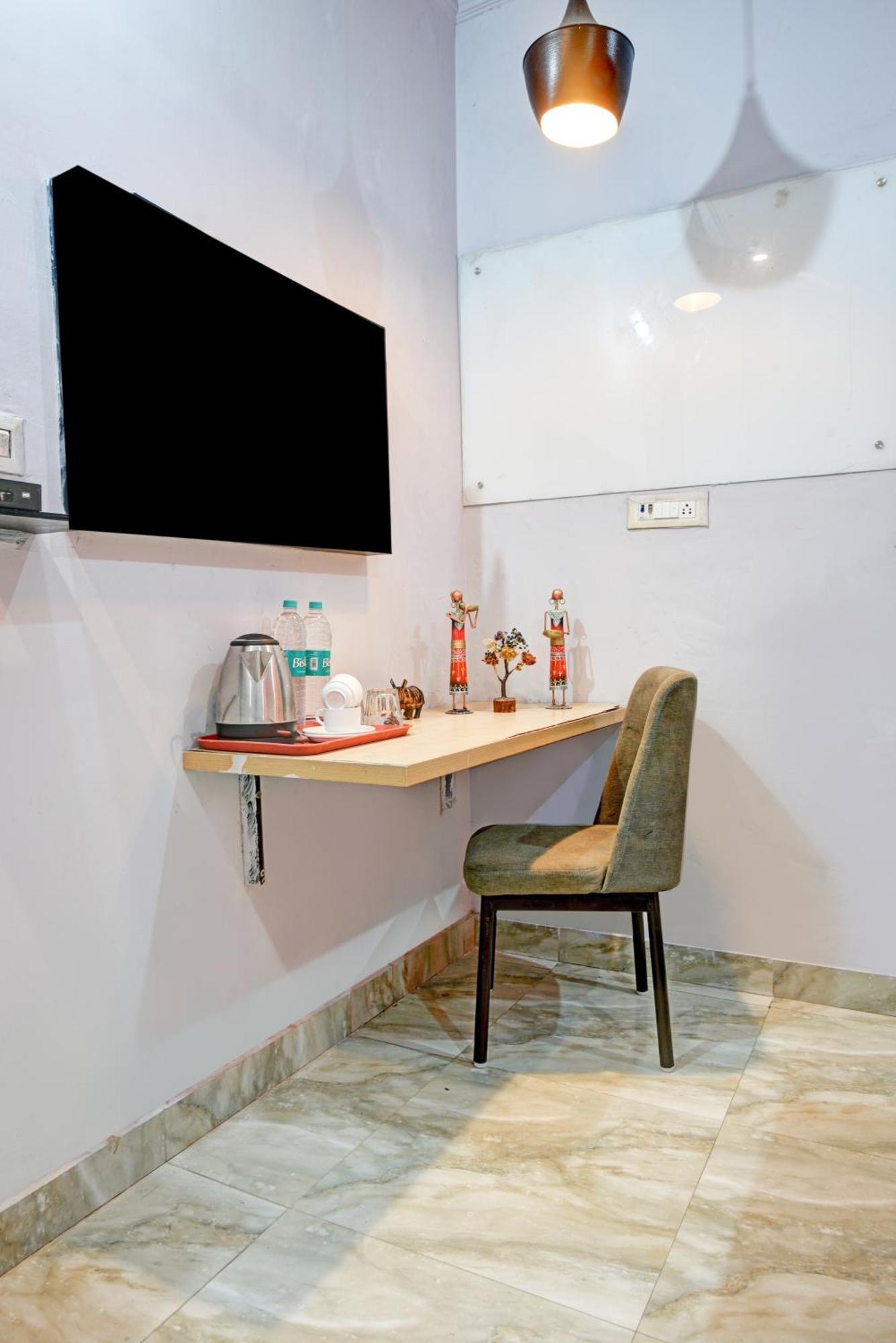 Royal Spark Inn1 - Medicity Gurugram, Near Medanta Hospital Gurgaon Dış mekan fotoğraf