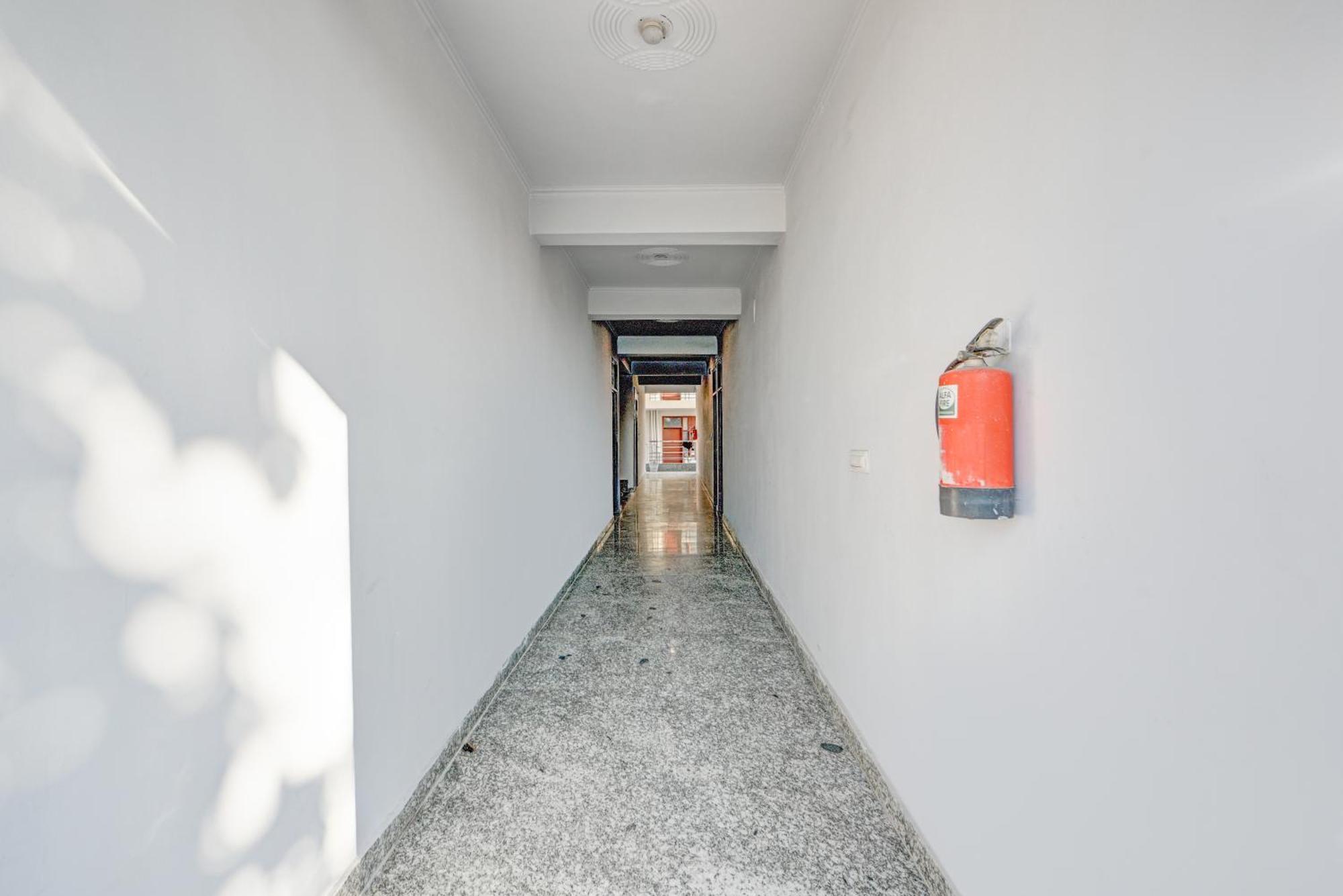 Royal Spark Inn1 - Medicity Gurugram, Near Medanta Hospital Gurgaon Dış mekan fotoğraf